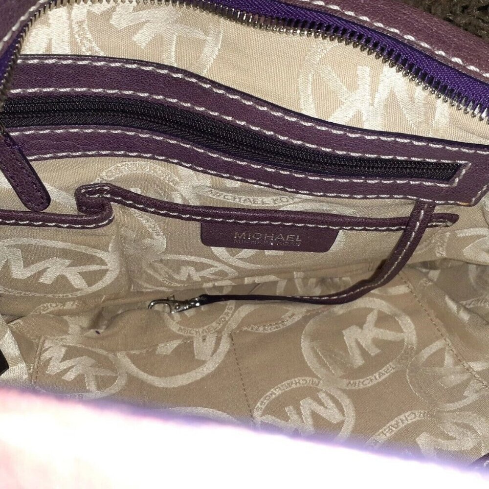 MICHAEL KORS-Plum/Purple Metallic Leather-Hobo-Shoulder-SAMPLE-OOAK-Excellent - Picture 9 of 10